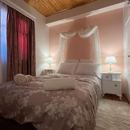 Boutique Retreat - Peaceful Mountain View 아라초바