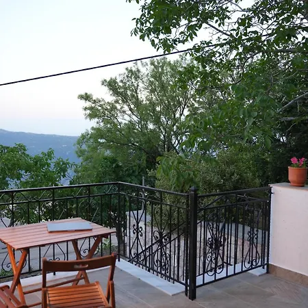 Boutique Retreat - Peaceful Mountain View 아파트 *