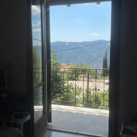 Boutique Retreat - Peaceful Mountain View